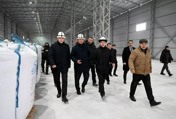 Kyrgyz President Visits New Fish Feed Plant in Chui Region
