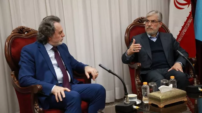 Tehran and Ankara Stress Expanding Scientific Cooperation