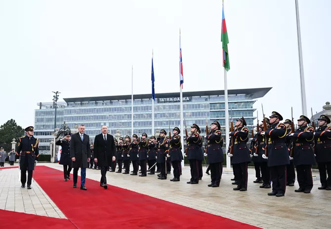 President Aliyev Receives Official Welcome in Bratislava