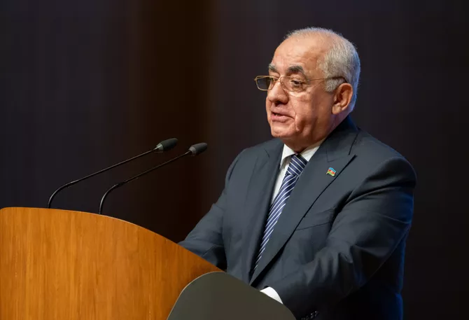 Azerbaijani PM Urges Turkish Companies to Boost Investments