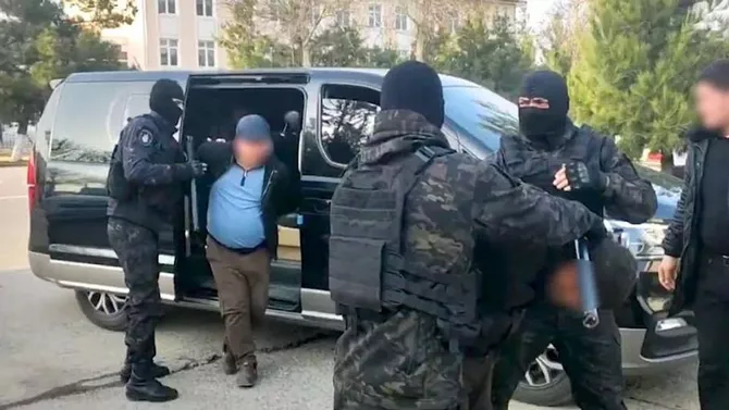 Uzbek Police Dismantle Violent Criminal Gang in Jizzakh