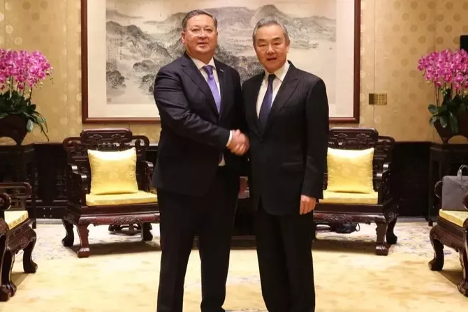 Kazakhstan Seeks Closer Economic Cooperation With China