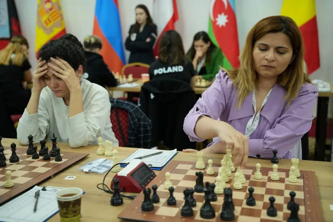 Azerbaijani chess players beat Armenian rivals on Day 6 of European Championships