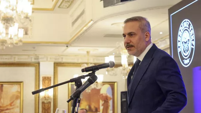 Türkiye Seeks Dialogue Amid Rising Iran-US Tensions