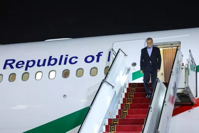 Iran's President Arrives in Turkmenistan