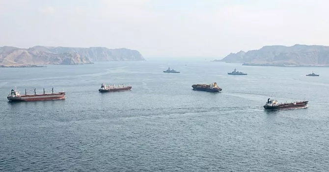 Hormuz Crisis Leaves Thousands of Seafarers Stranded - Caspianpost.com