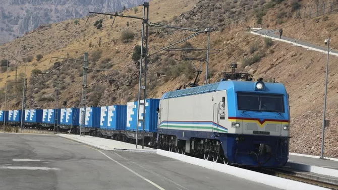 Central Asia Gains New Rail Link to Türkiye and Europe