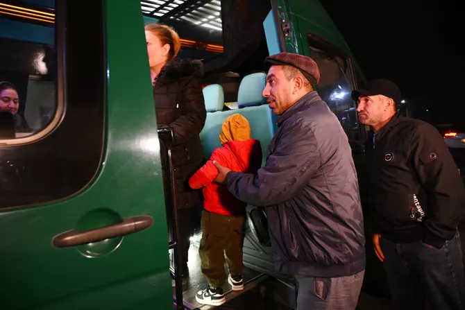 Latest News & Breaking Stories | Stay Updated with Caspianpost.com - Azerbaijan Moves Additional Group of Residents to Kalbajar City