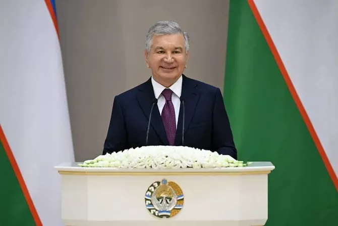 Uzbek President Backs Azerbaijan’s Role in C6 Cooperation