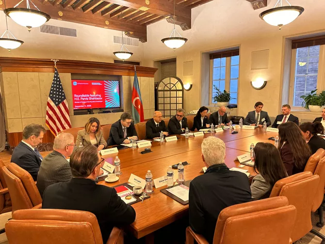 Azerbaijan, US Discuss Expanding Energy Cooperation