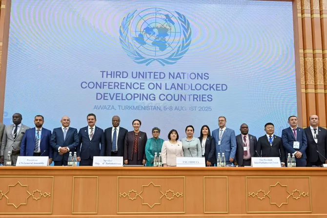 Latest News & Breaking Stories | Stay Updated with Caspianpost.com - Azerbaijani Parliament Speaker Speaks at Parliamentary Forum During UN Conference in Turkmenistan