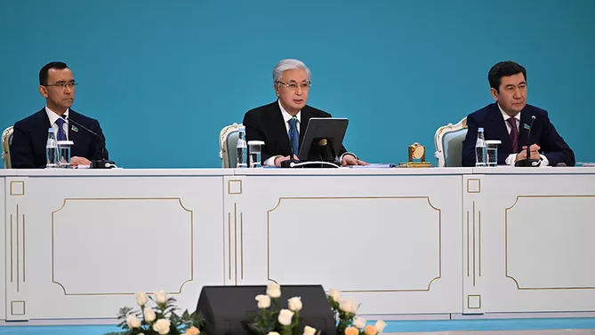 Latest News & Breaking Stories | Stay Updated with Caspianpost.com - Kazakhstan Adopts New Constitution: More Power, Less Western Influence