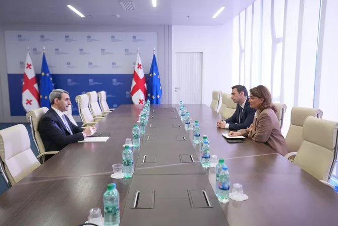 Azerbaijan and Georgia Mull Enhancing Rail Transport Cooperation