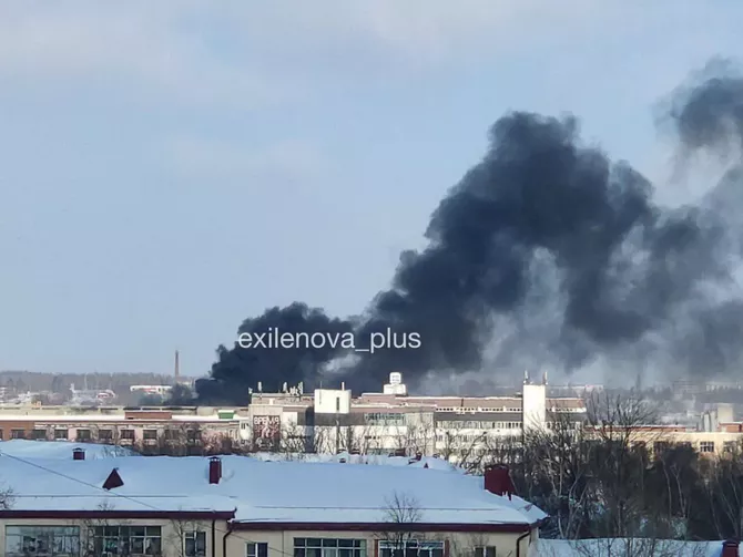 Fire breaks out at Russian power electronics plant - VIDEO