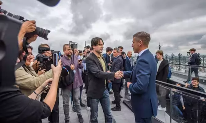 Latest News & Breaking Stories | Stay Updated with Caspianpost.com - Poland First, Not Moscow: Magyar Sends Signal to Orbán