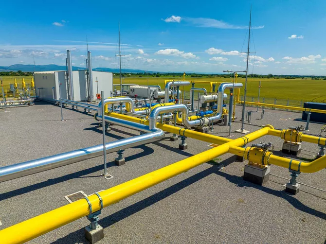 Uzbekistan Sharply Boosts Gas Imports from Russia, Turkmenistan
