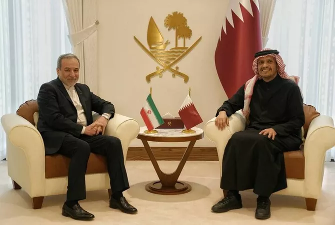 Iran, Qatar's FMs  Address Bilateral Relations and Key Global Issues