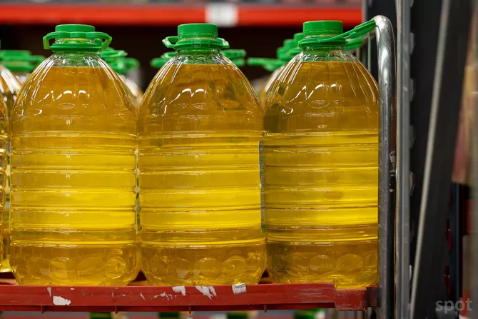 Uzbekistan May Ease Sunflower Oil Export Rules to Boost Business