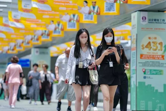 Is Ranking Hong Kong’s Civil Servants on a Curve a Good Idea?