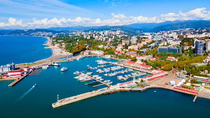 Russia's Sochi Sees Tourist Drop Amid Drone Attacks