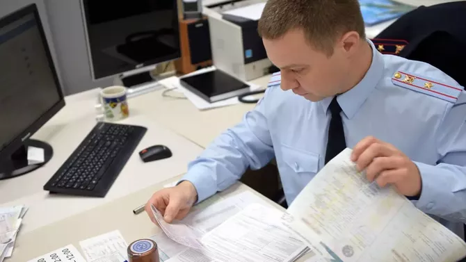 Russia Weighs Legal Registration of Cars Stolen in Europe