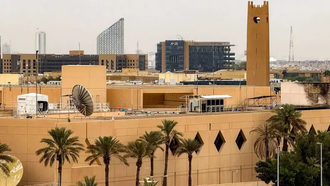 Iranian Drones Strike US Embassy in Riyadh as Israeli Troops Enter Lebanon