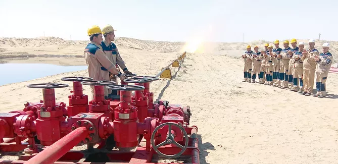 China Signs Billions Worth of Contracts with Turkmenistan, But No Financing