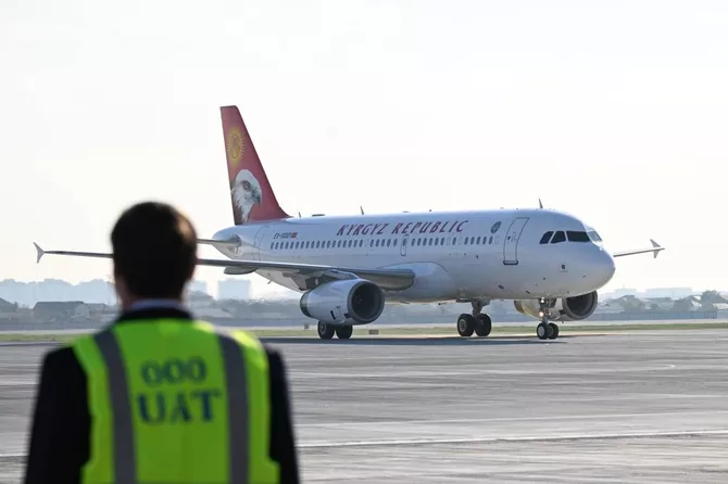 Latest News & Breaking Stories | Stay Updated with Caspianpost.com - Kyrgyz President Arrives in Uzbekistan for Official Visit