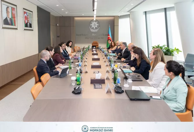 Azerbaijan, US Explore Trends in Global Economy, Financial Markets