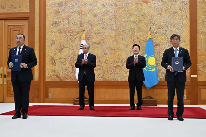 Kazakhstan, South Korea Forge Strategic Partnership with $19B Deals