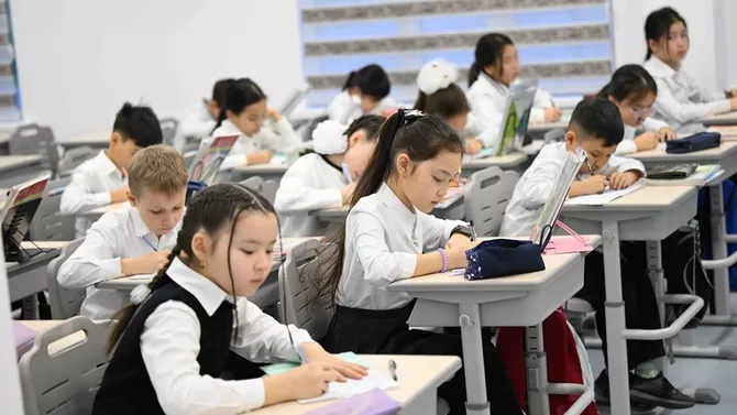 Kyrgyz Schools Introduce New Energy-Saving Measures Amid Power Restrictions
