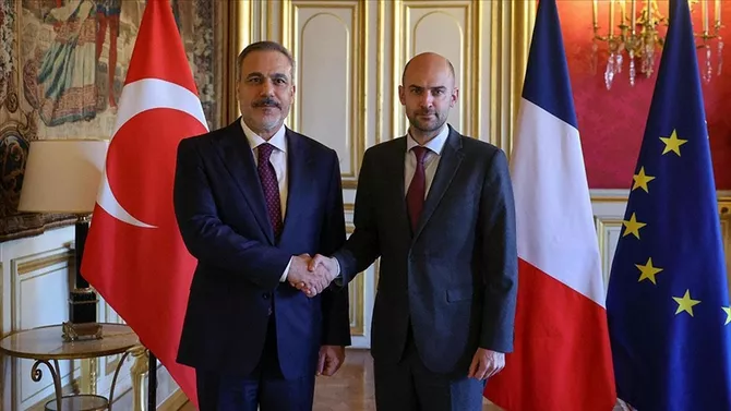 Türkiye, France to Focus on Regional Issues in Upcoming Ankara Meeting