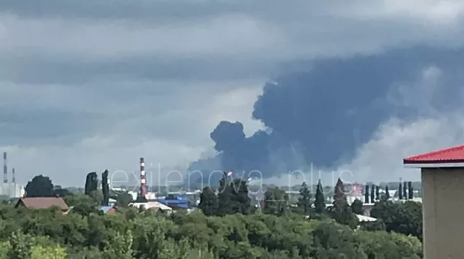 Ukraine Targets Russian Oil Refinery, Engels Air Base in Drone Strikes