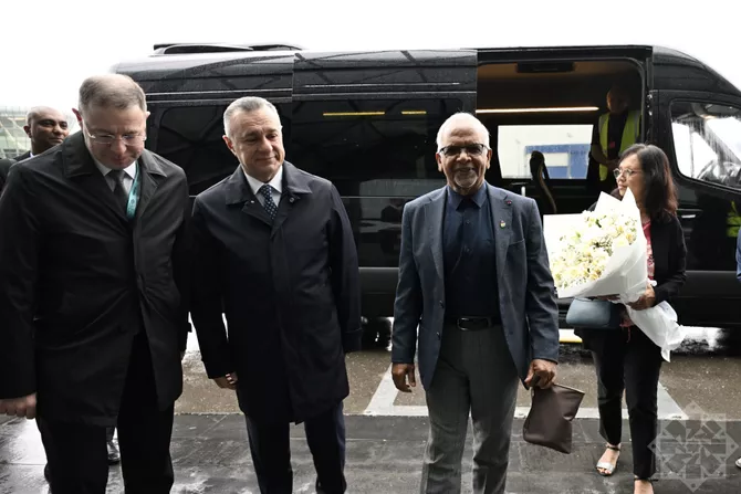 Mauritius President Gokhool Arrives in Azerbaijan for WUF13: A Deep Dive into Sustainable Urban Futures