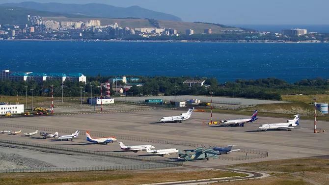 Russia Prepares to Reopen Airports Closed Since 2022