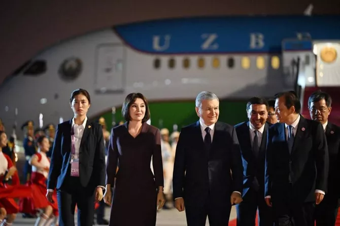 Latest News & Breaking Stories | Stay Updated with Caspianpost.com - President of Uzbekistan Arrives in China for Official Visit