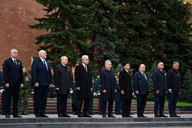 Latest News & Breaking Stories | Stay Updated with Caspianpost.com - Uzbek President Takes Part in Ceremonies Commemorating 81st Victory Anniversary