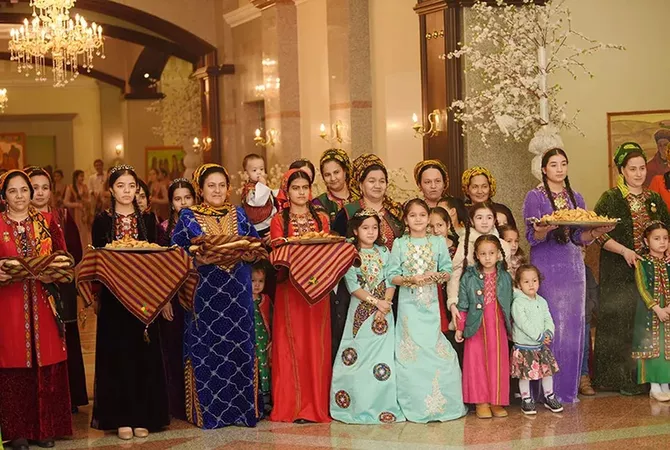 Turkmenistan to Pay Women $3 Ahead of March 8 Holiday