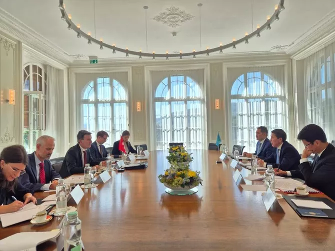 Kazakhstan, Switzerland Seek to Expand Cooperation in Key Areas