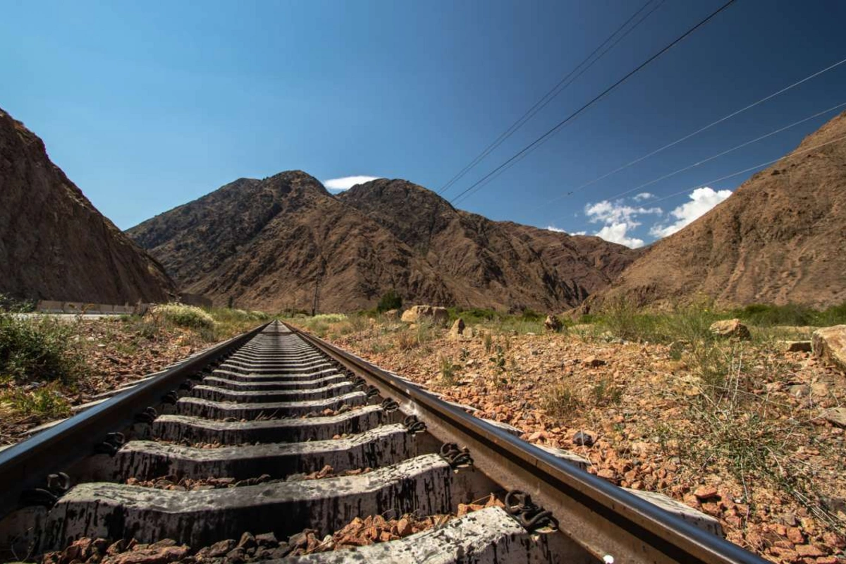 Ambitious China-Kyrgyzstan-Uzbekistan Railway Project Faces Major Funding Challenges