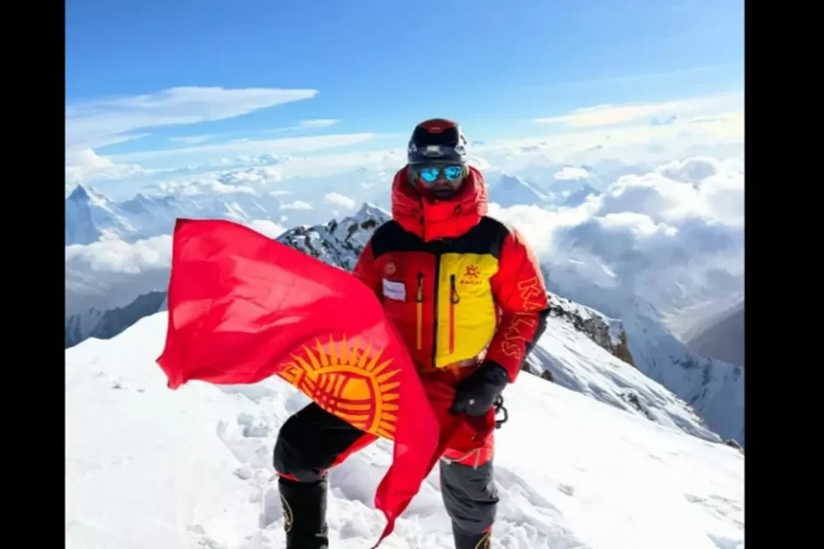 Kyrgyz Mountaineer Conquers K2, Honors National Independence
