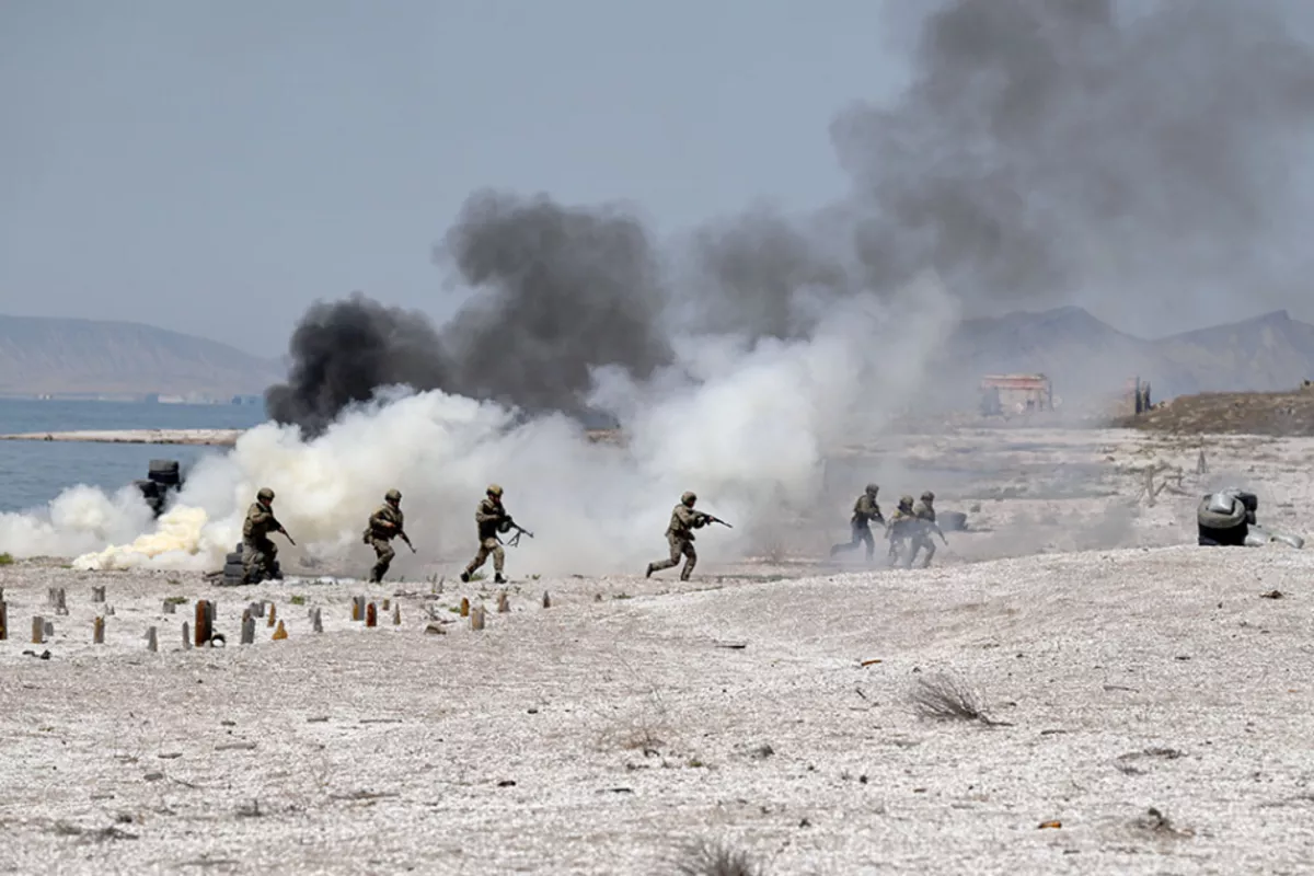 Azerbaijan Navy Conducts Live-Fire Tactical Exercise