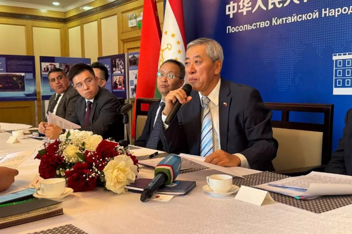 China Highlights SCO Summit Outcomes at Briefing in Tajikistan’s Dushanbe
