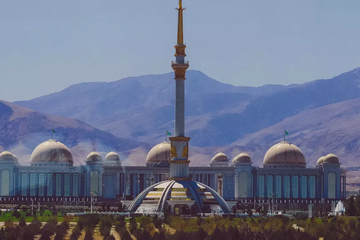 Georgia, Turkmenistan Boost Cooperation on Middle Corridor