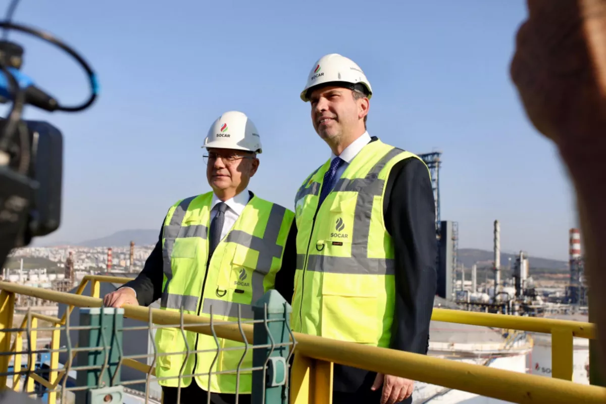 Azerbaijani, Turkish Energy Ministers Visit SOCAR Production Facilities in Aliağa