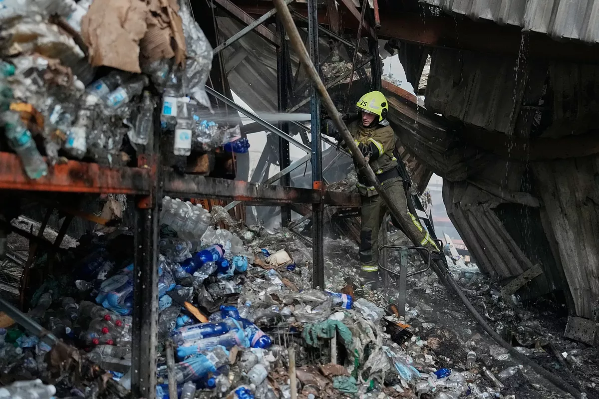 Russian Overnight Strikes Kill at Least 15 in Kyiv and Surrounding Region