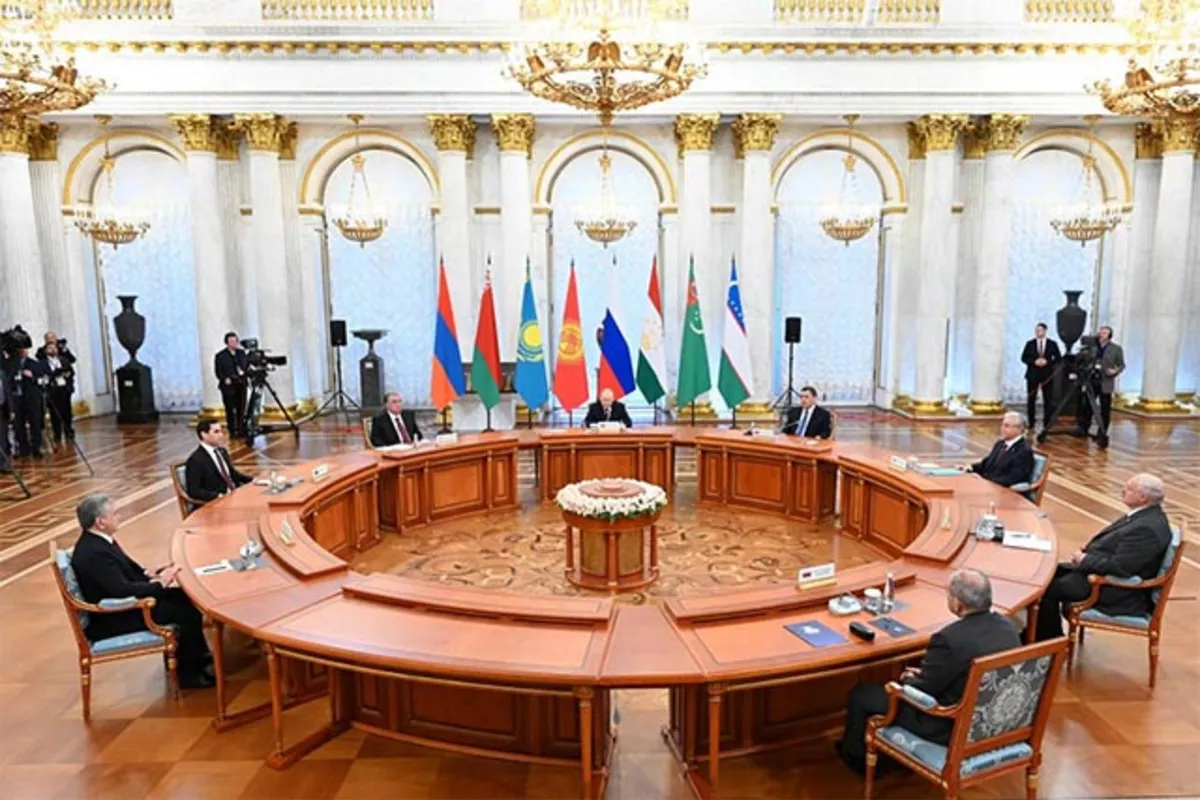 Uzbek President Takes Part in CIS Leaders’ Informal Summit