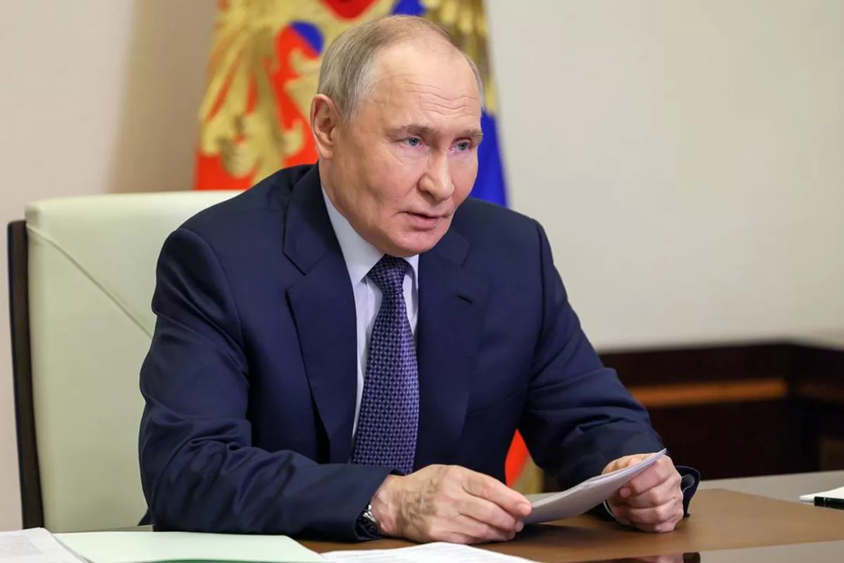 Putin Says Russia Ready to Mediate Israel-Iran Conflict