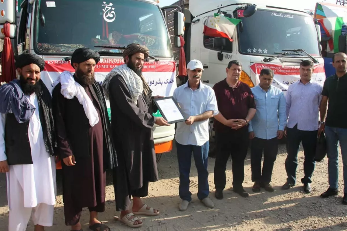 First Consignment of 3.000-ton Tajik Humanitarian Aid Arrives in Afghanistan’s Nangarhar