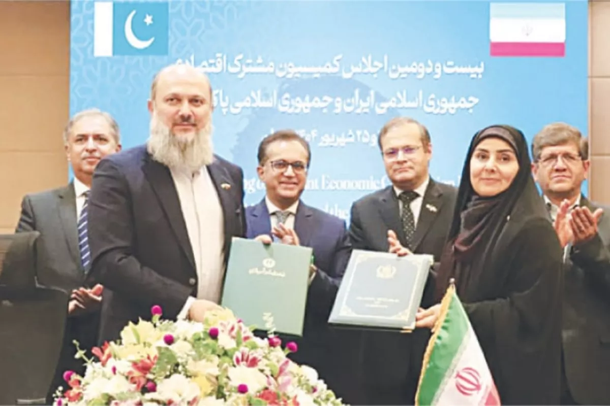 Islamabad and Tehran Sign Protocols, Target $10B Trade Boost